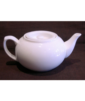 White 21 oz. teapot w/ strainer