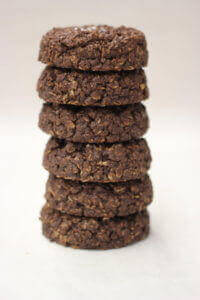 Salty Oat Cookie 6 pack – CHOCOLATE